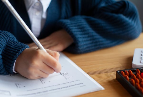 ICSE Exam Datesheet: इस दिन से शुरू होगी ICSE बोर्ड की परीक्षा, ऐसे डाउनलोड करें डेटशीट