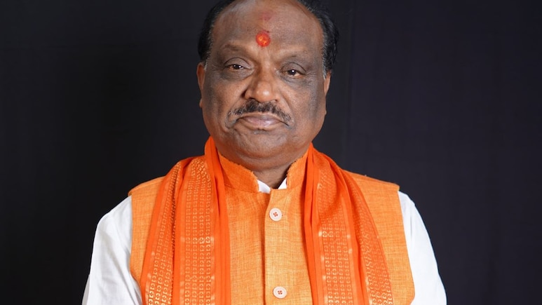 मंत्री ही नहीं, शिक्षक भी हैं सांसद डीडी उइके! सात साल पहले इस्तीफा देने के बाद भी कैसे हुआ ये कमाल? मंत्री ही नहीं, शिक्षक भी हैं सांसद डीडी उइके! सात साल पहले इस्तीफा देने के बाद भी कैसे हुआ ये कमाल?