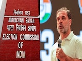LIVE: EC के खिलाफ राहुल गांधी ने फोड़ा 'हाइड्रोजन बम', चुनाव आयोग ने दिए ये जवाब LIVE: EC के खिलाफ राहुल गांधी ने फोड़ा 'हाइड्रोजन बम', चुनाव आयोग ने दिए ये जवाब