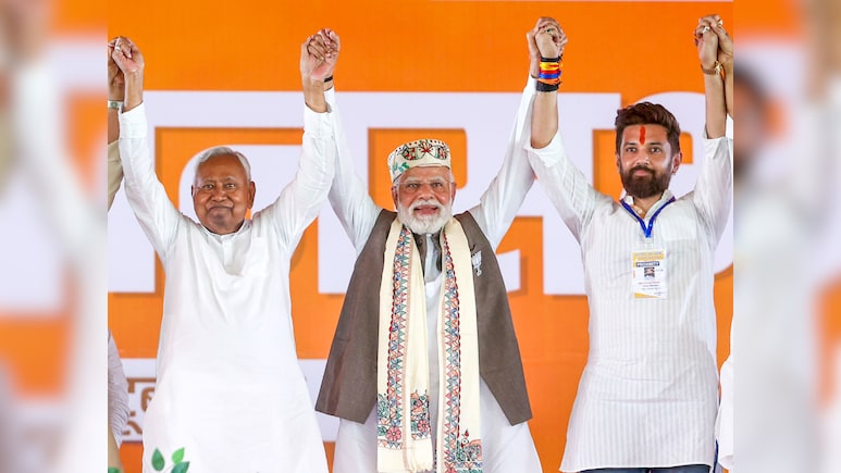 जो कभी नहीं हुआ, वो इस बार हो गया... NDA ने कैसे हासिल की ये छप्परफाड़ जीत