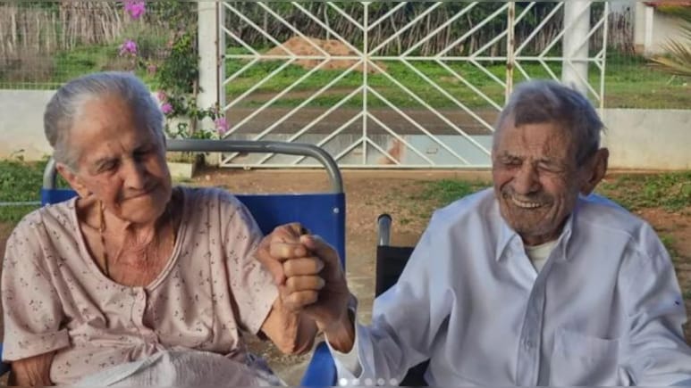 84 साल की शादी और 100+ पोते-पोतियों के साथ कपल ने बनाया अनोखा रिकॉर्ड