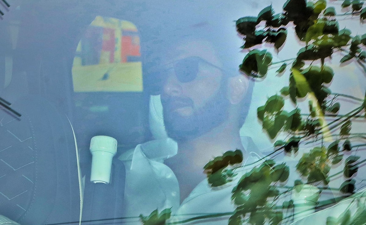 Ranveer Singh at the crematorium. 