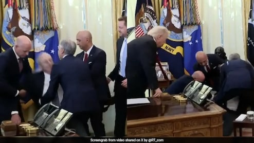 VIDEO: वजन घटाने वाली दवाइयों से जुड़े इवेंट में बेहोश होकर गिरा शख्स, एक दम से उठे ट्रंप, देखें हुआ क्या