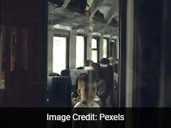 Chinese Boy Upsets Japanese Couple By Squeezing Into Their Seats To View Mount Fuji