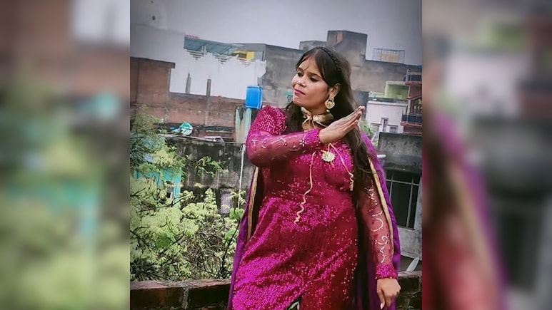 जूनियर जीनत अमान के 11 साल के बेटे ने बनाया वीडियो, धर्मेंद्र की फिल्म धरमवीर के गाने पर छत पर खूब किया डांस