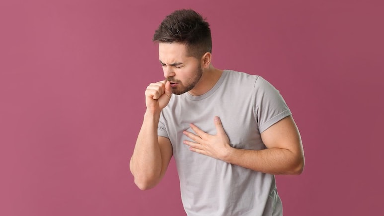 Dry Cough Home Remedies: कोरड्या खोकल्यावर 4 घरगुती उपाय, रात्री लागेल शांत झोप