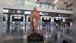 इंदौर एयरपोर्ट पर स्टार एयर-इंडिगो की उड़ानें रद्द, जानें अचानक क्&zwj;या द&zwj;िक्&zwj;कत आई?
