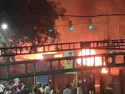 Delhi Blast Probe Trail Leads To Dubai, Where Suspect Went Via Pakistan: Sources