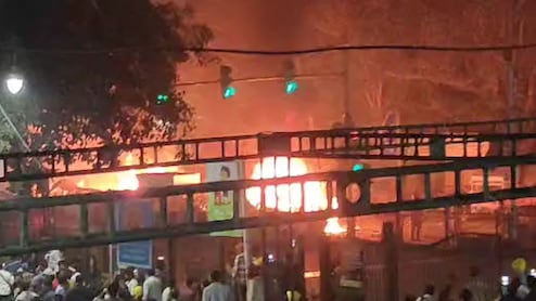 Delhi Blast Probe Trail Leads To Dubai, Where Suspect Went Via Pakistan: Sources