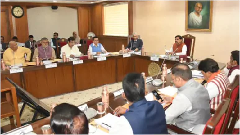 MP Cabinet Meeting: अब जनता खुद चुनेगी नपा अध्यक्ष, शहीद आशीष के परिजनों के लिए एक करोड़ रुपये की सहायता राशि स्वीकृत