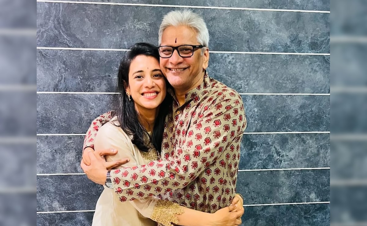 Smriti Mandhana: अब कैसी है स्मृति मंधाना के पिता की तबीयत, डॉक्टर ने क्या बताया? जानिए हर अपडेट