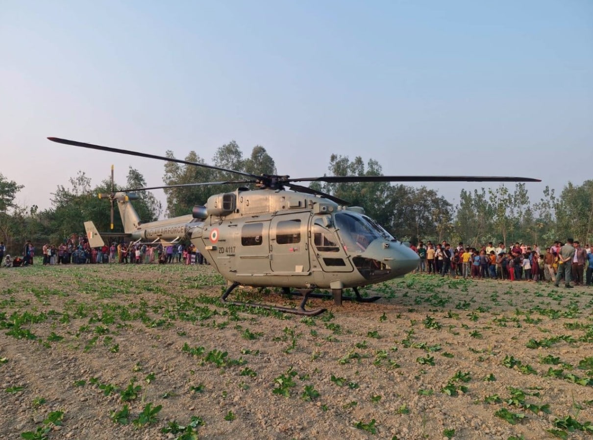 Indian Air Force Helicopter Makes Precautionary Landing in Uttar Pradesh Due to Technical Issue