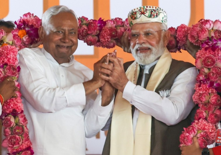 Matrize Exit Polls: बिहार के 4 रीजन में NDA की बहार, सीमांचल में महागठबंधन दे रहा टक्कर