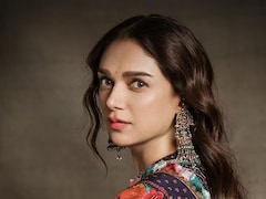 Aditi Rao Hydari Warns Fans About An Impersonator Reaching Out For Photoshoots On WhatsApp: 