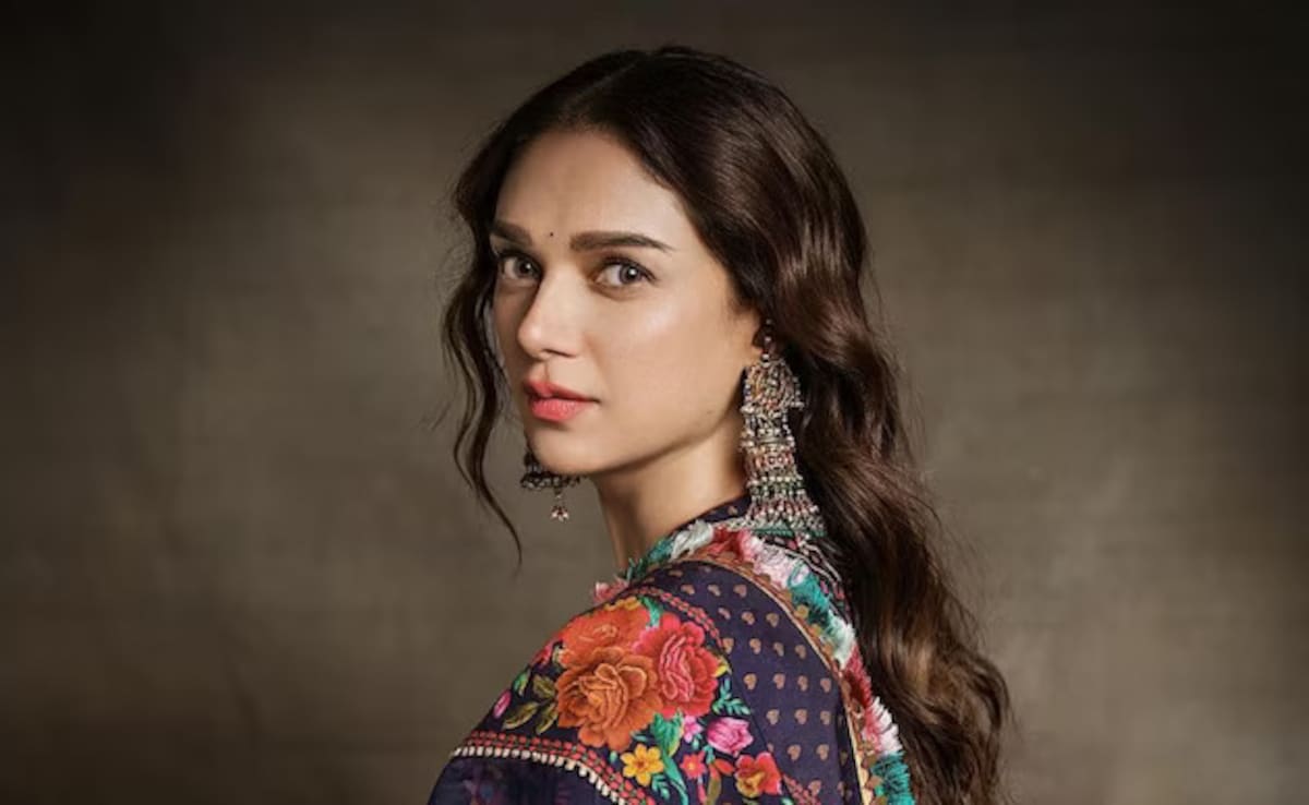 "मैं अपनी रसोई को अपने चेहरे पर लगाती हूं" अदिति राव हैदरी ने खोला अपनी दमकती स्किन का राज