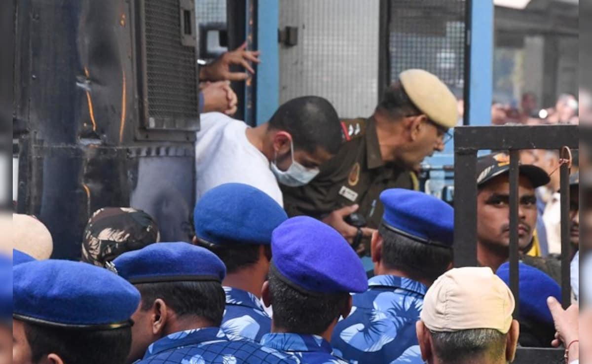 11 दिन की NIA कस्टडी में भेजा गया अनमोल बिश्नोई, जांच एजेंसी ने कहा- यह गैंगस्टर सिडिंकेट का अहम मेंबर