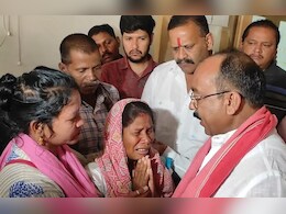 Bilaspur Train Accident: उप मुख्यमंत्री साव ने घायलों से की मुलाकात,  डॉक्टरों को इलाज के लिए दिए निर्देश 