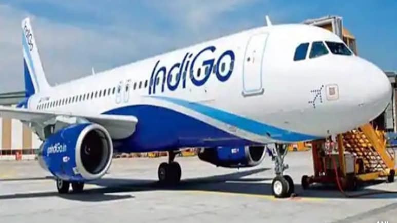 2 दिन में 300 से अधिक फ्लाइट कैंसिल, कई लेट; इंडिगो एयरलाइंस को आखिर हुआ क्या?