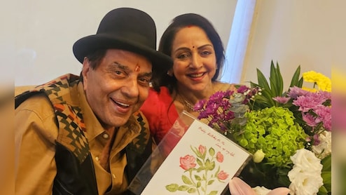 Dharmendra News: धर्मेंद्र यांनी फक्त 1.5 कोटीमध्ये खरेदी केला होता जुहूतील बंगला, आताची किंमत ऐकून बसेल धक्का