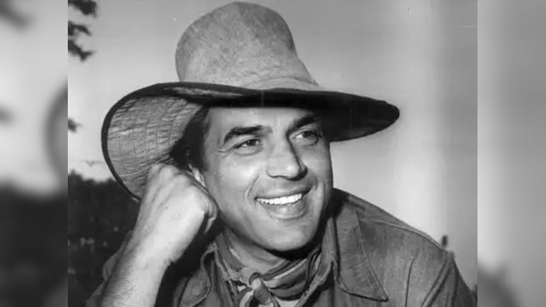 सनी देओल और बॉबी देओल ने गंगा में विसर्जित की पिता धर्मेंद्र की अस्थियां, वीडियो देख हो जाएंगे भावुक