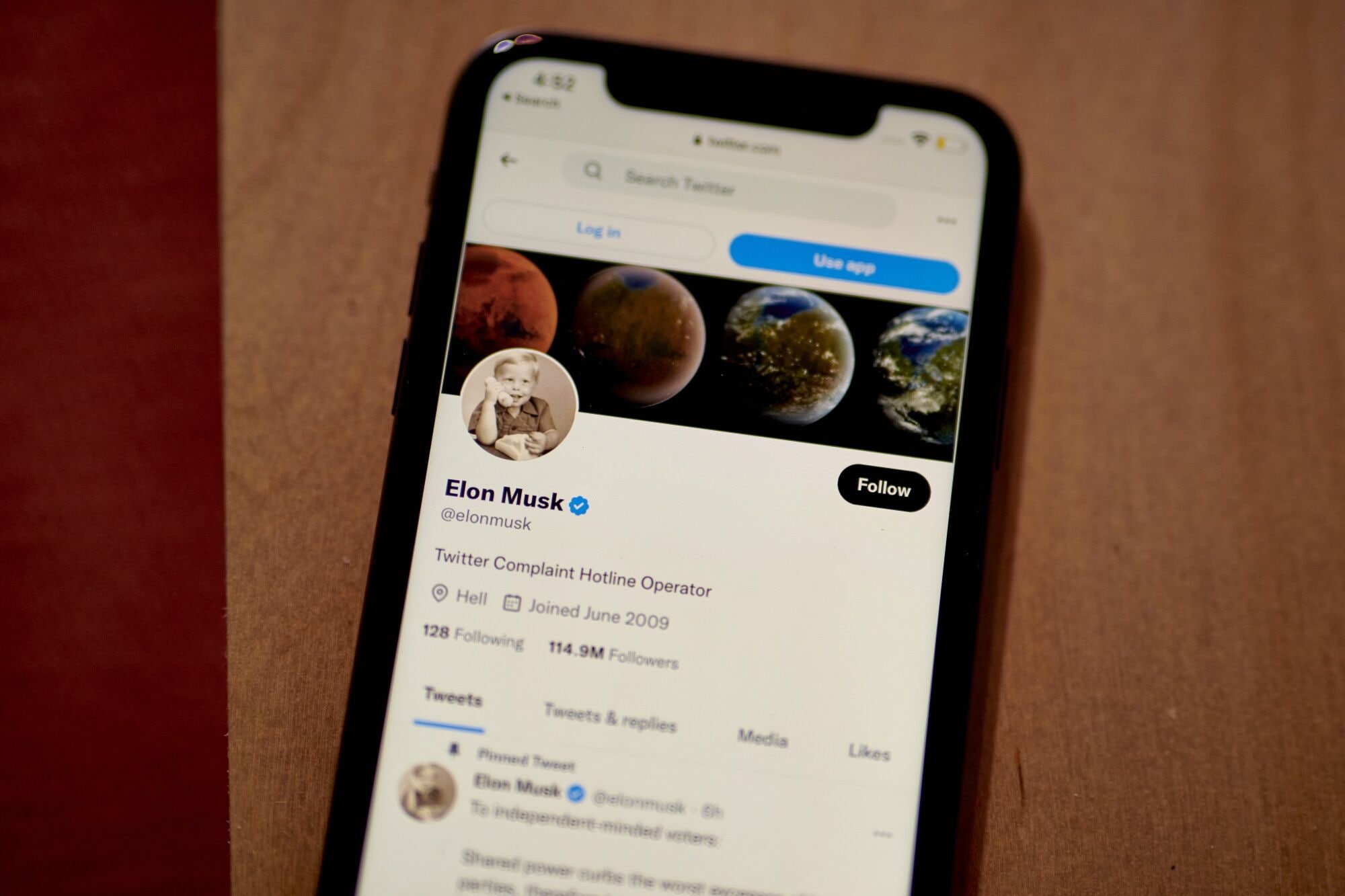 Twitter Blocks People From Seeing Tweets Unless Registered
