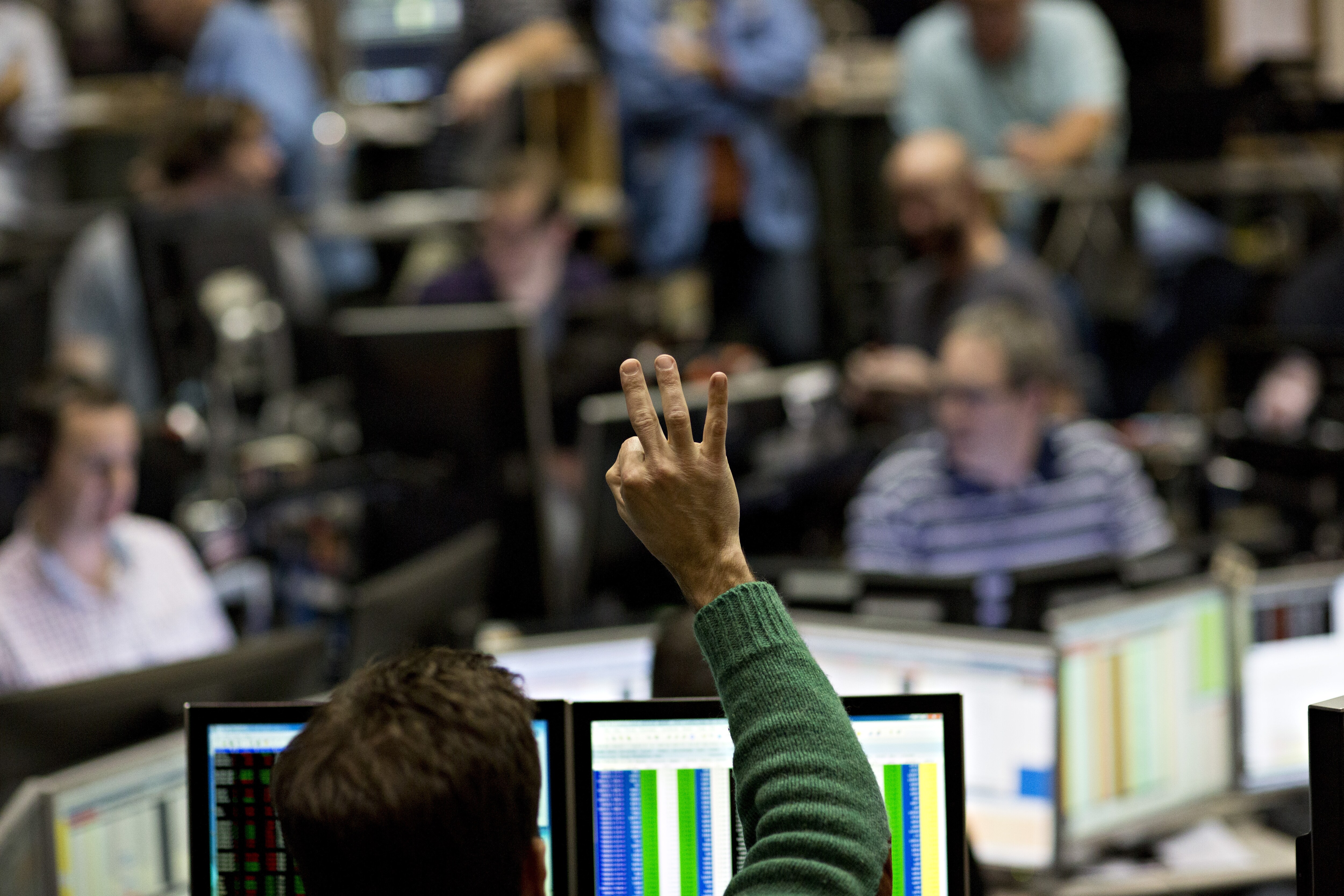 Sensex, Nifty Decline For Fourth Week Dragged By Auto, Banking Stocks