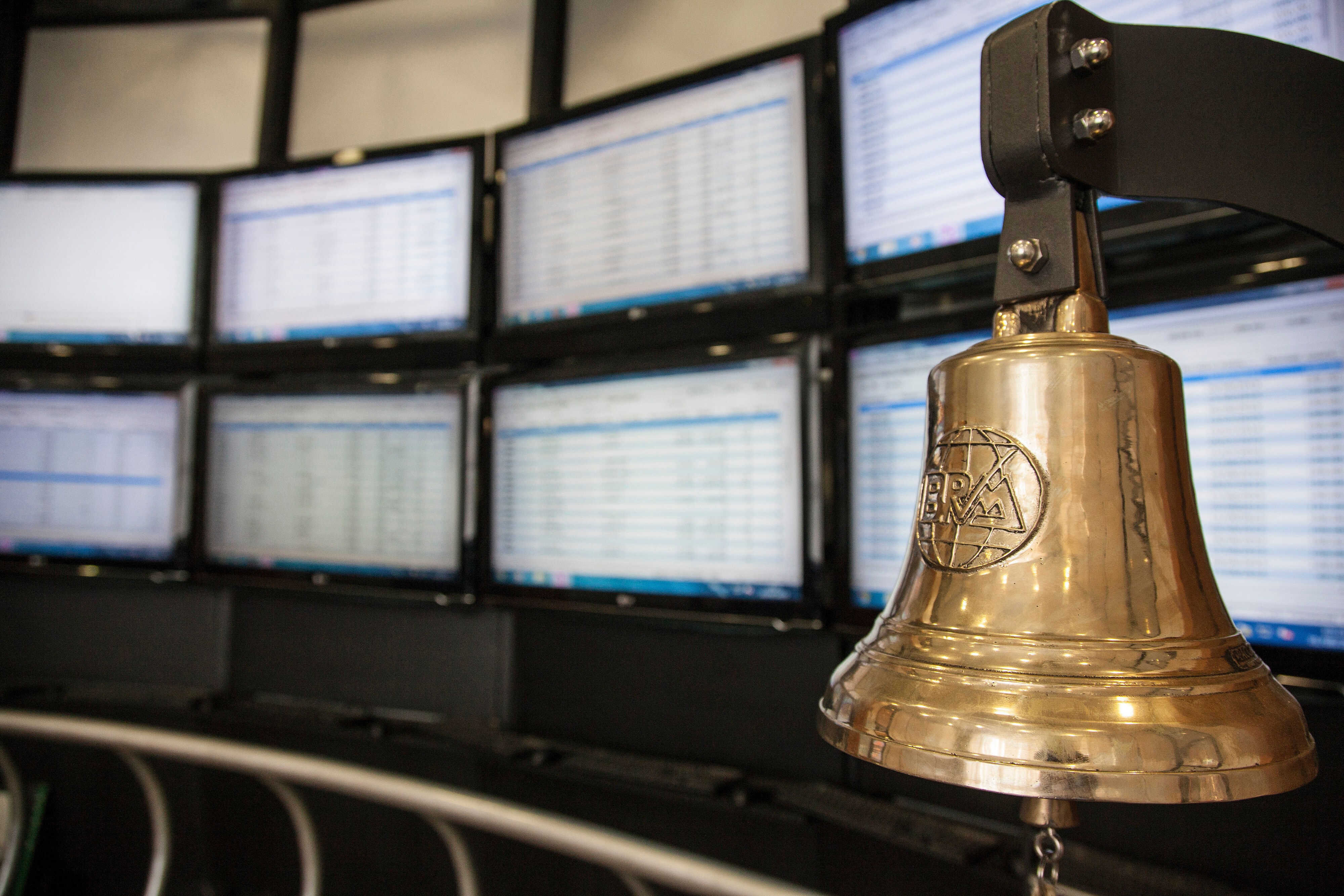 Sensex, Nifty Decline For Second Day Dragged By Metals, Energy Stocks 