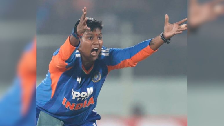 INDW vs SLW  3rd T20I: दीप्ति शर्मा ने रचा इतिहास, कारनामा करने वालीं 21 साल में सिर्फ दूसरी खिलाड़ी