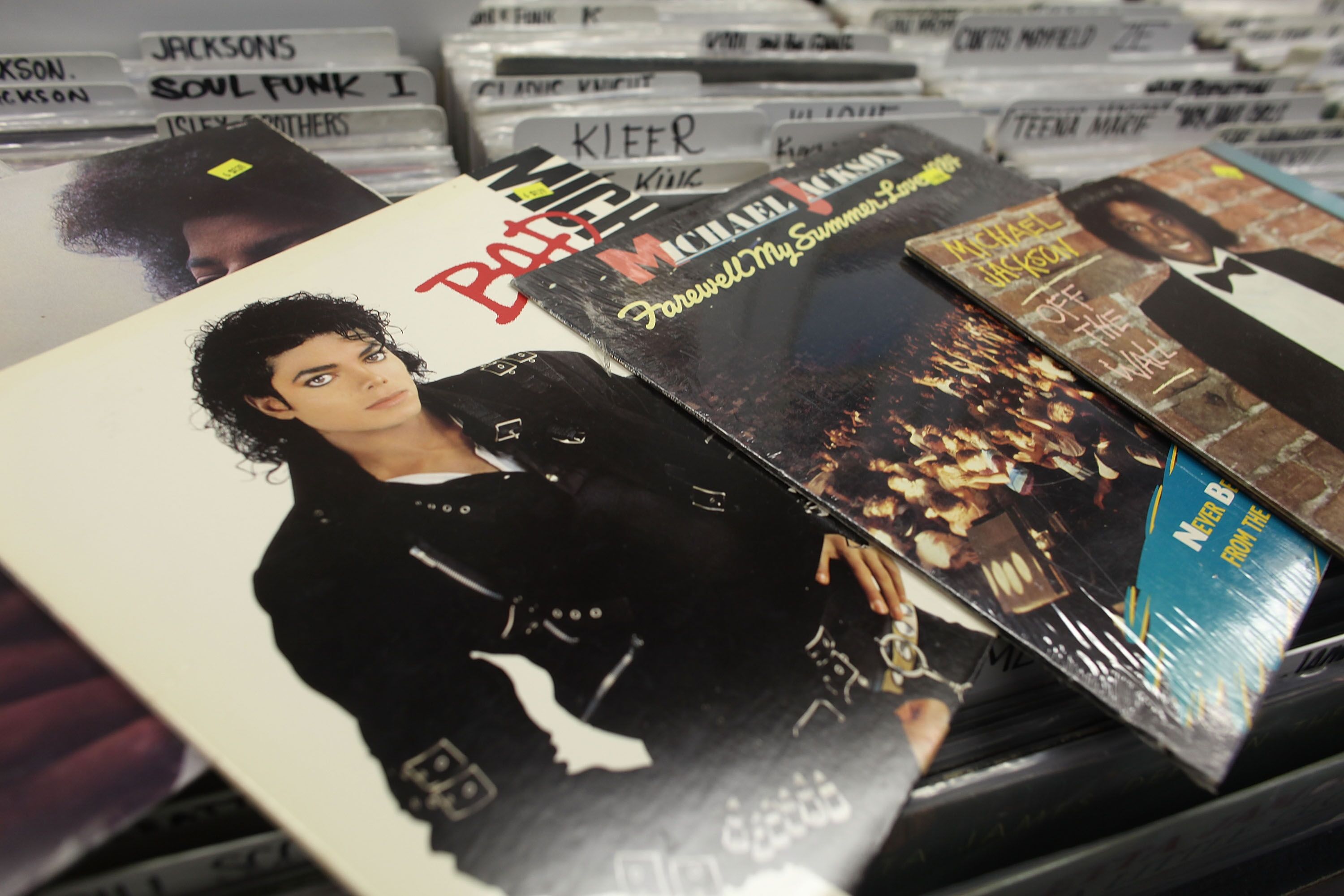 Sony Buys Michael Jackson Music For $600 Million: Billboard