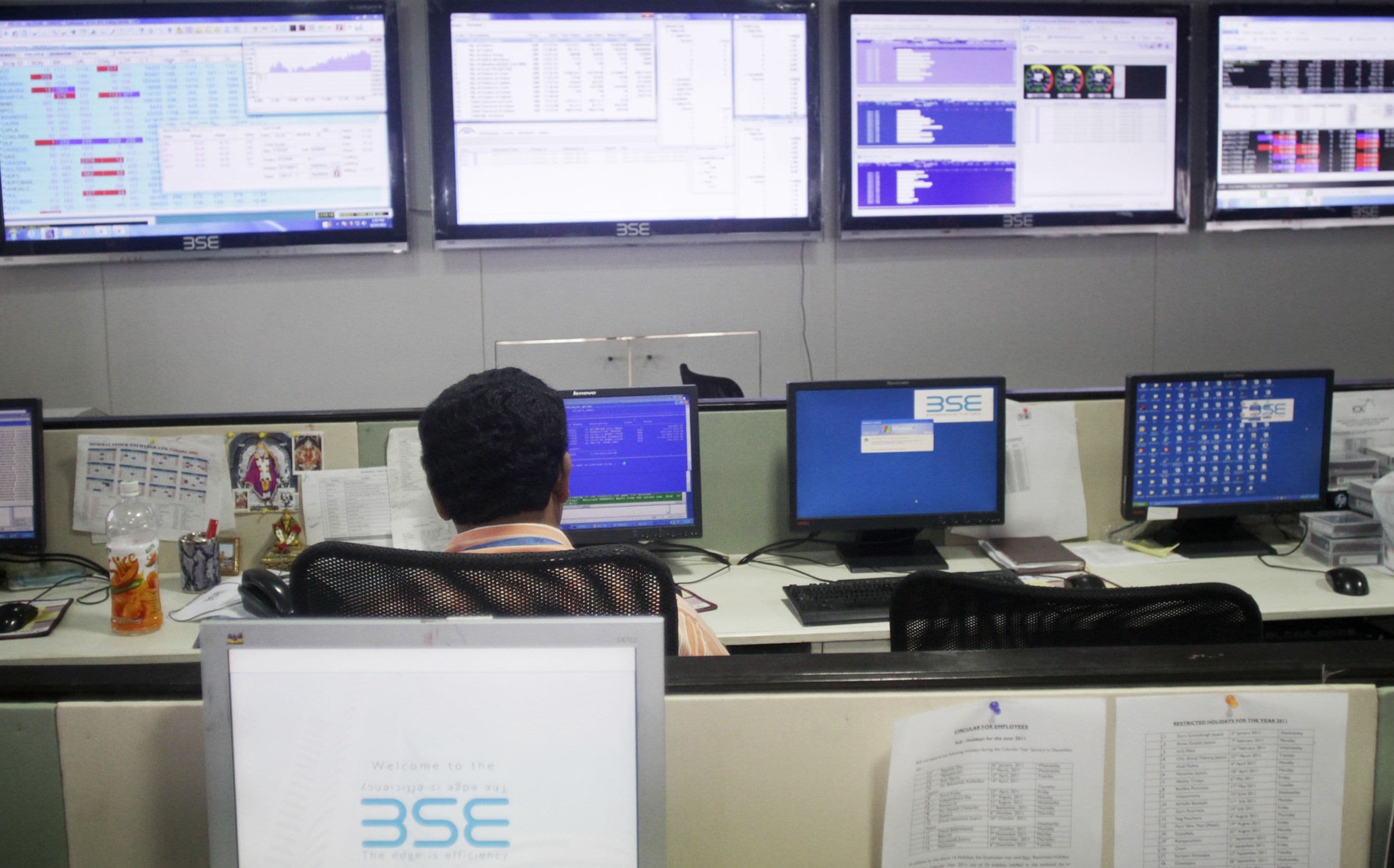 Alpha Moguls | Vijay Kedia Explains Why He Buys Stocks Like Zee, Tejas Networks, Repro