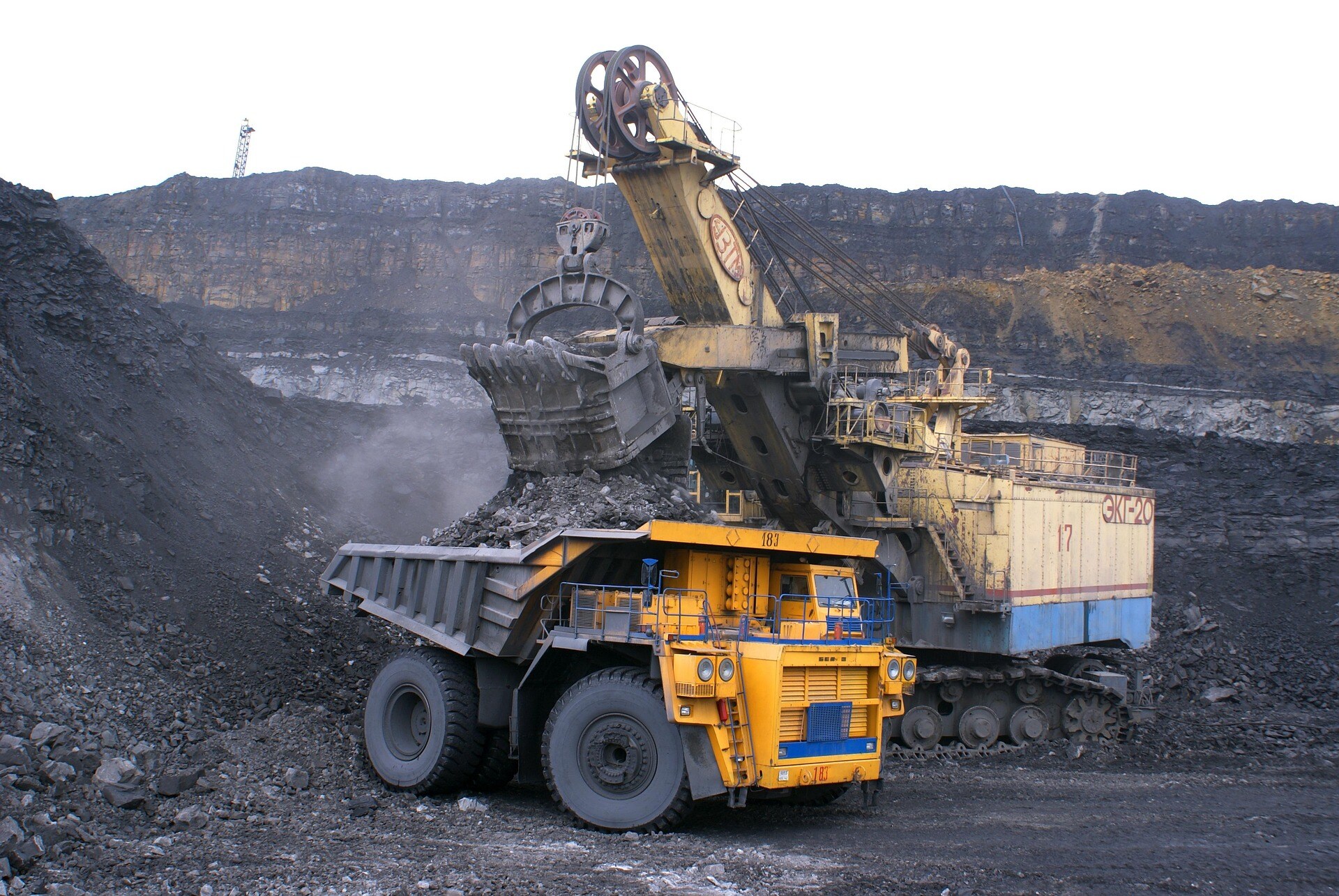 Coal India To Charge Rs 300 Per Tonne More For Coal From Mines Of Subsidiary From May 1