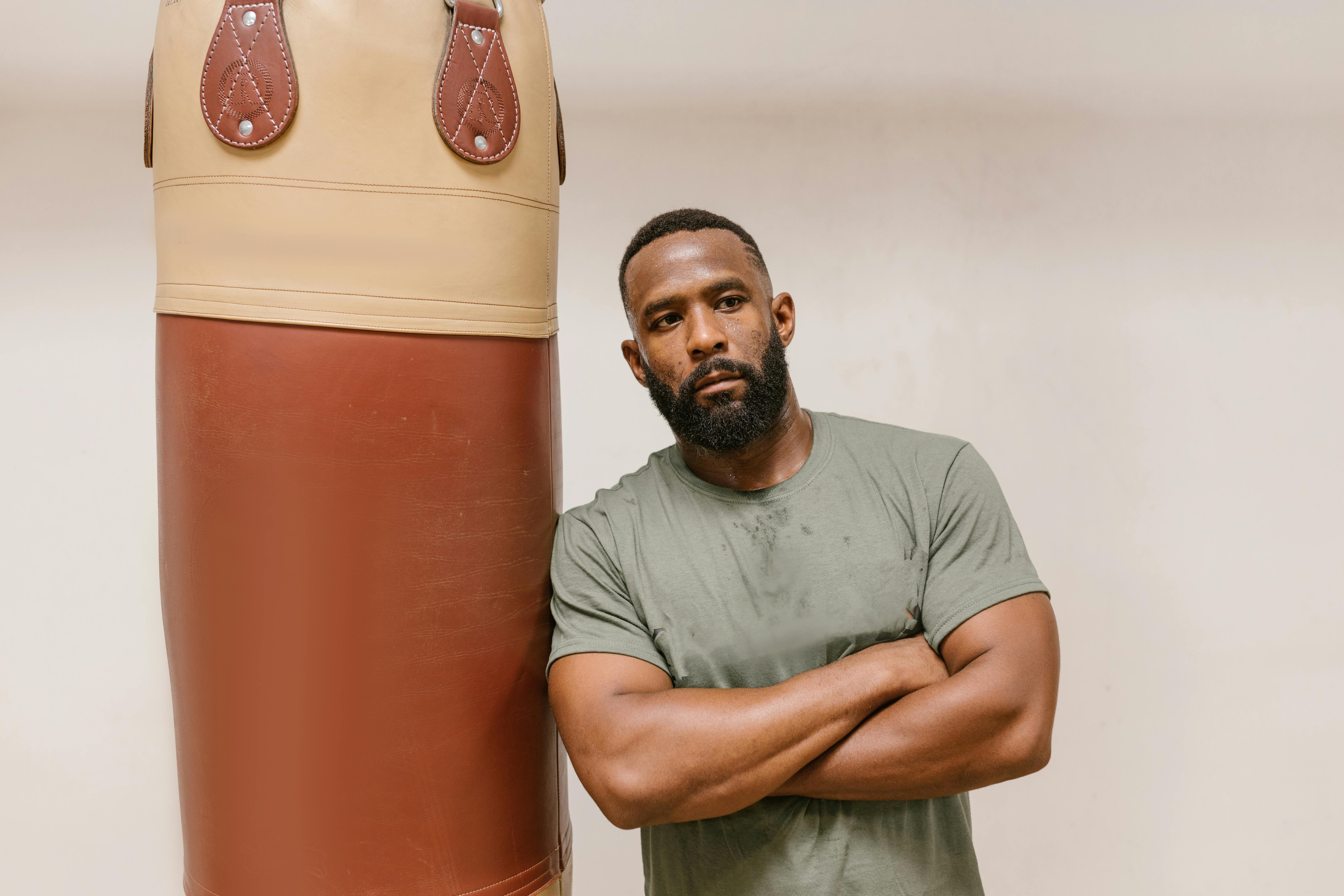 Explore easy tips to feel confident and comfortable in your muscle-fit T-shirts Explore easy tips to feel confident and comfortable in your muscle-fit T-shirts