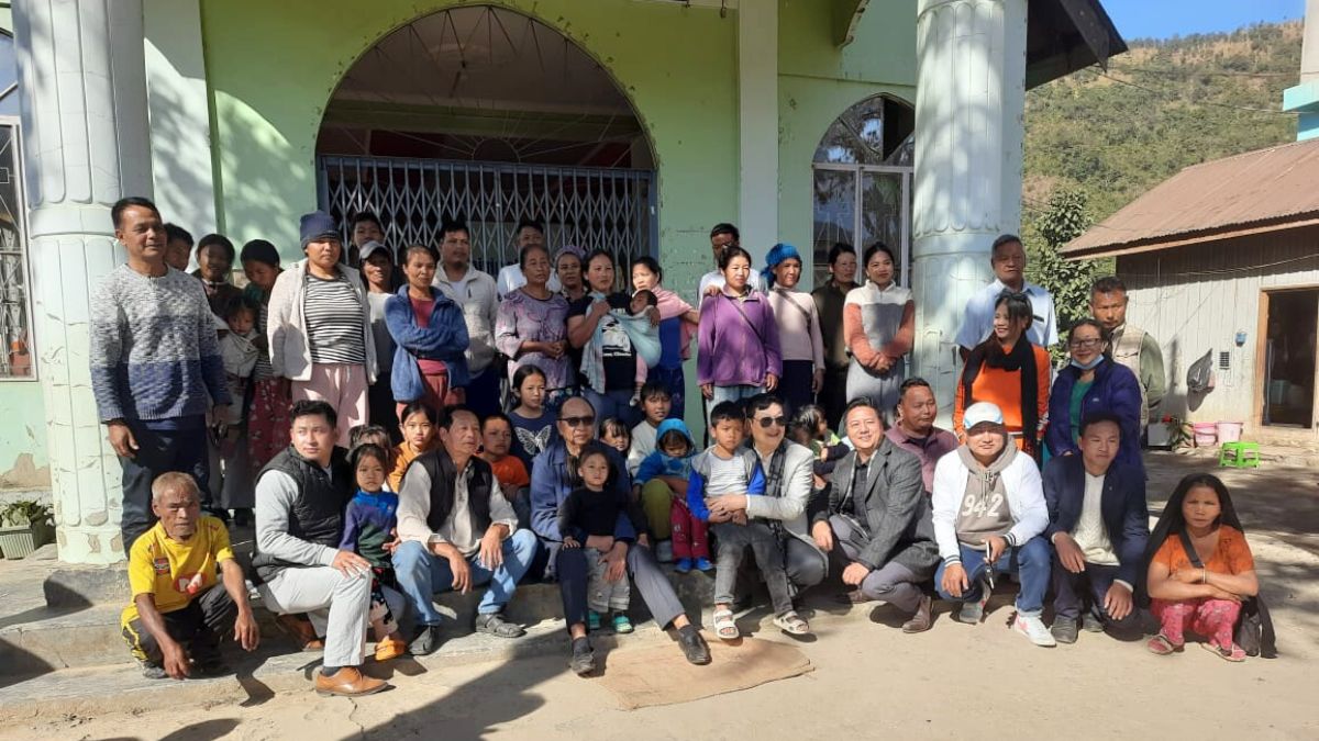 Meitei At A Kuki Relief Camp: Manipur's Big Step At Reconciliation
