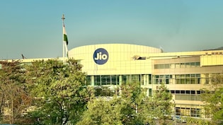Jio IPO Was 22x Oversubscribed, But Here's Why Retail Investors Have A 70% Shot at Allotment