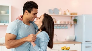 ये 3 साइन बताते हैं खूबसूरत रिश्ते में हैं आप, पार्टनर के साथ कभी नहीं आएगी दिक्कत