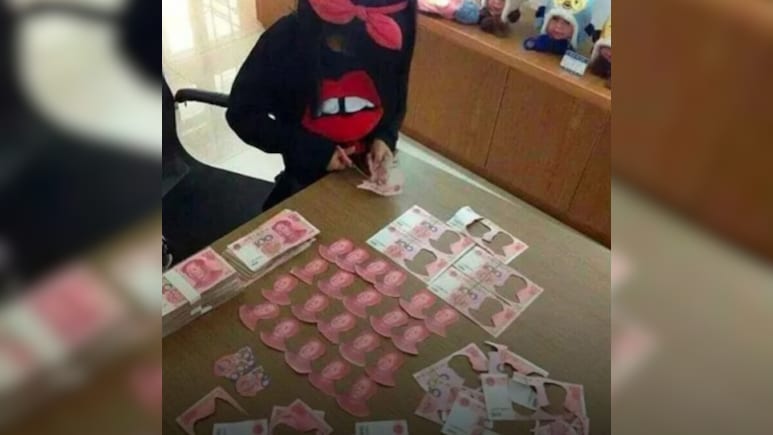 घर पर बच्ची को अकेली छोड़ गया पिता, घर लौटा तो पकड़ लिया सिर, अब पछता रहा बाप