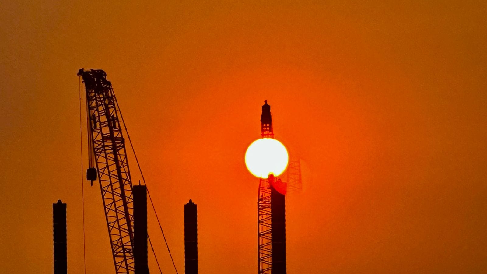 Finance Ministry Receives Oil Ministry's Proposal To Scrap Windfall Tax, Sources Say