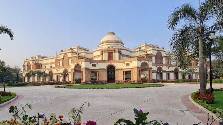 Inside The Rs 170 Crore Home Of World's Richest Man, Where Putin Is Being Hosted In Delhi