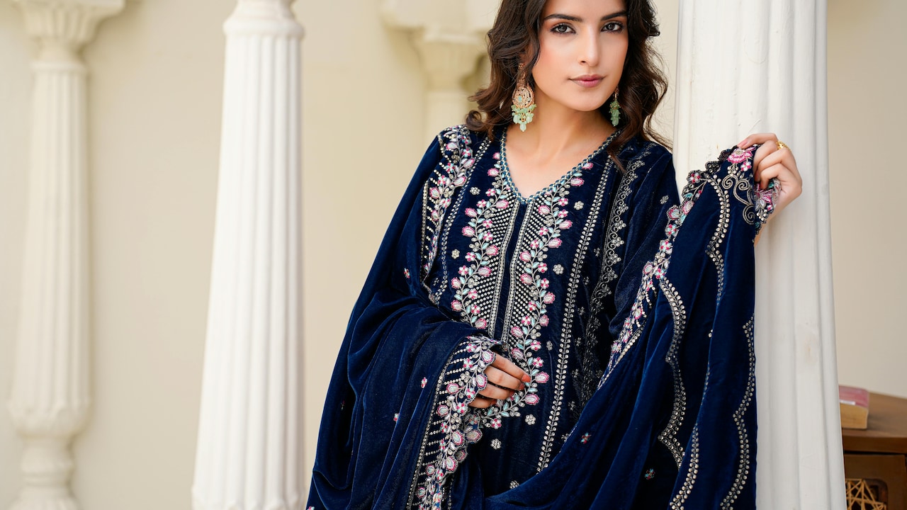 Discover the top stylish unstitched kurti sets for the ongoing wedding functions Discover the top stylish unstitched kurti sets for the ongoing wedding functions