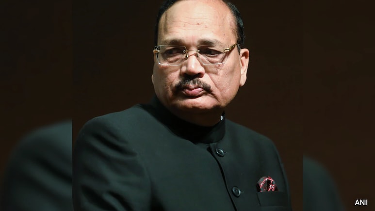 "We See What They Post On YouTube, Facebook": Chief Justice Flags "Fake Degree" Lawyers