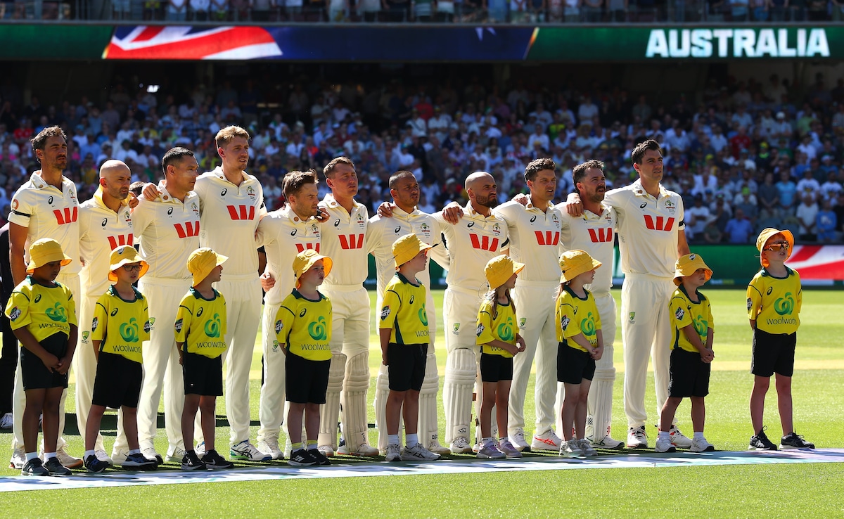 Australia, England Players Wear Black Armbands For 3rd Ashes Test. This Is The Reason