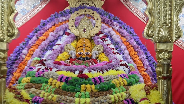 Khatushyamji: नए साल पर 7 राज्यों के फूलों से सजेगा खाटूश्याम का दरबार, मथुरा के कारीगरों ने संभाली कमान