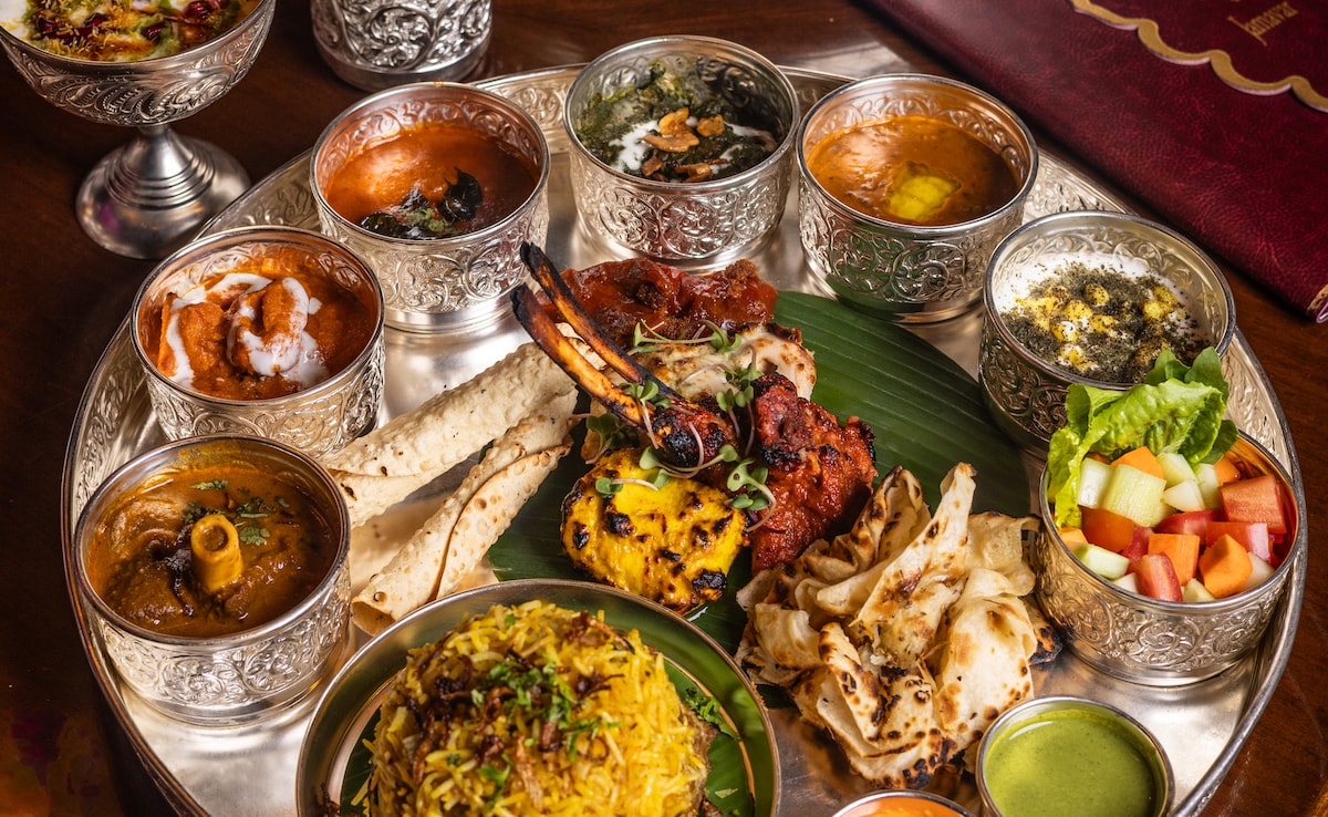 In New Delhi, A Culinary Tribute As Rich As Kashmir's Jamavar Shawls