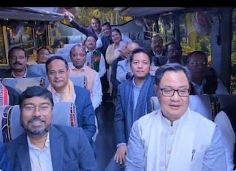 A Look At The Lavish Dinner Menu At PM Modis Residence For NDA MPs