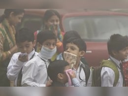 दिल्ली से नोएडा, गाजियाबाद तक, स्कूल कहां खुले कहां बंद, प्रदूषण से किस क्लास तक ऑनलाइन पढ़ाई, जानें डिटेल