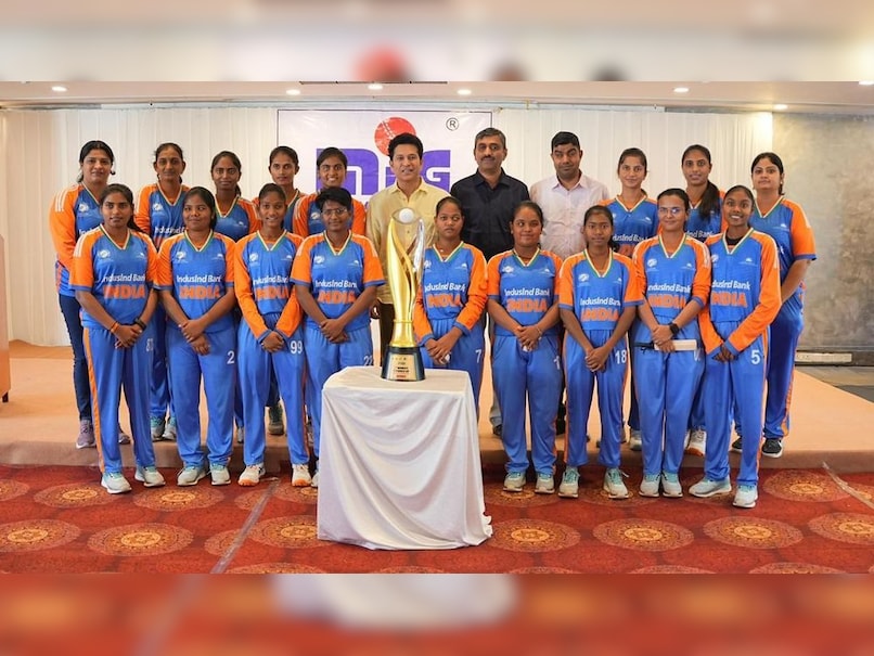 Sachin Tendulkar Meets T20 World Cup Winning Blind Women's Cricket Team