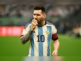 ग्राउंड पर उतरने से पहले नींबू क्यों चूसते हैं फुटबॉलर? जान लीजिए असली वजह