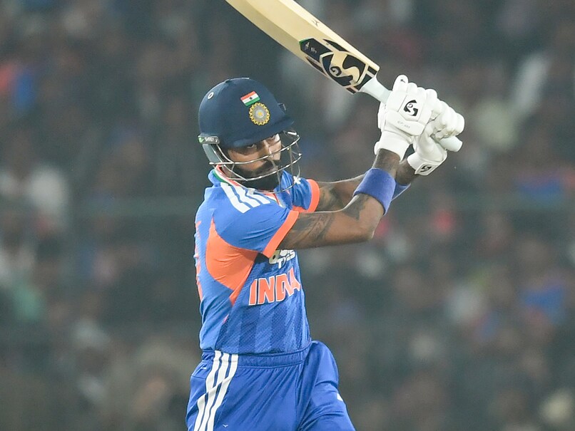 IND vs SA LIVE Score, 5th t20i: तिलक वर्मा ने जड़ा अर्धशतक, हार्दिक पंड्या की तूफानी बल्लेबाजी