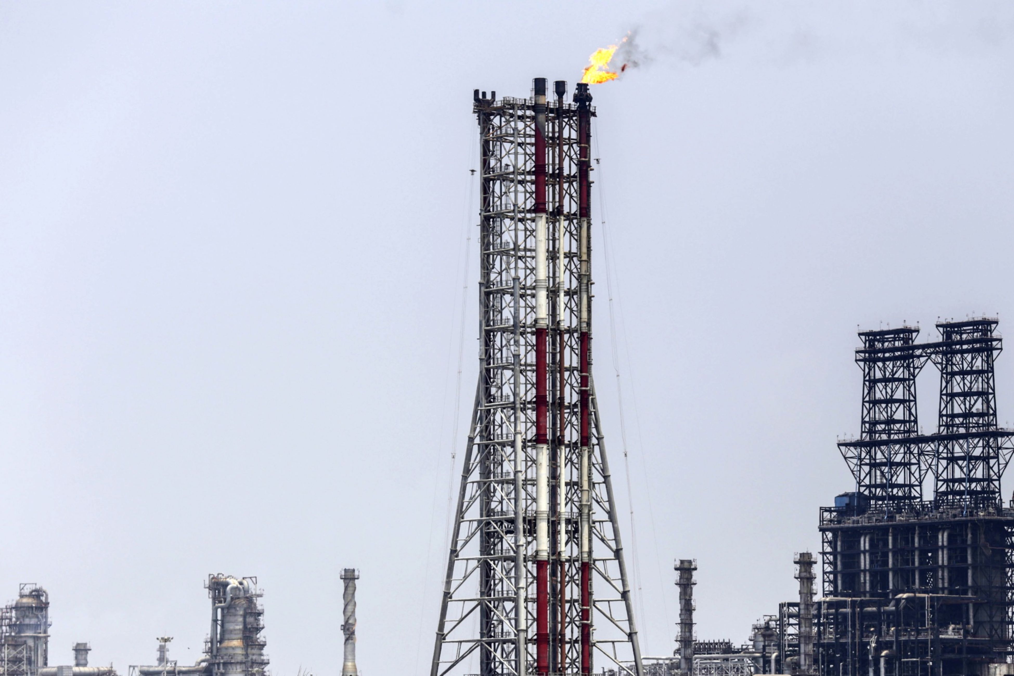 Nirmal Bang: Rising Gas Offtake And Cheaper Oil Support OMCs, Gas Stocks