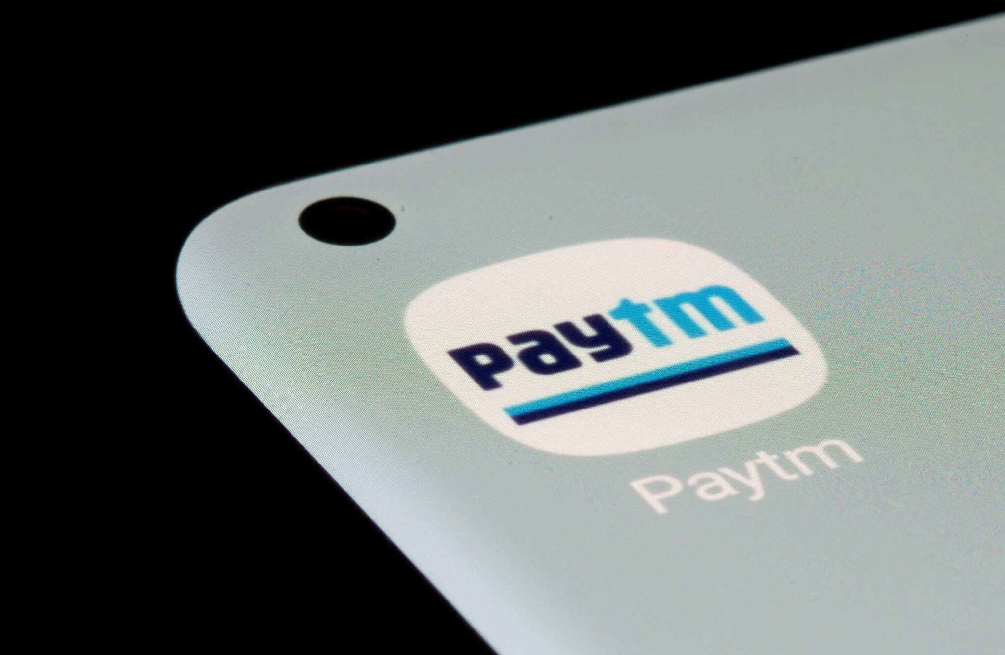 Paytm Shares Decline As Anchor Lock-In Period Expires